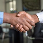 hand shaking deal